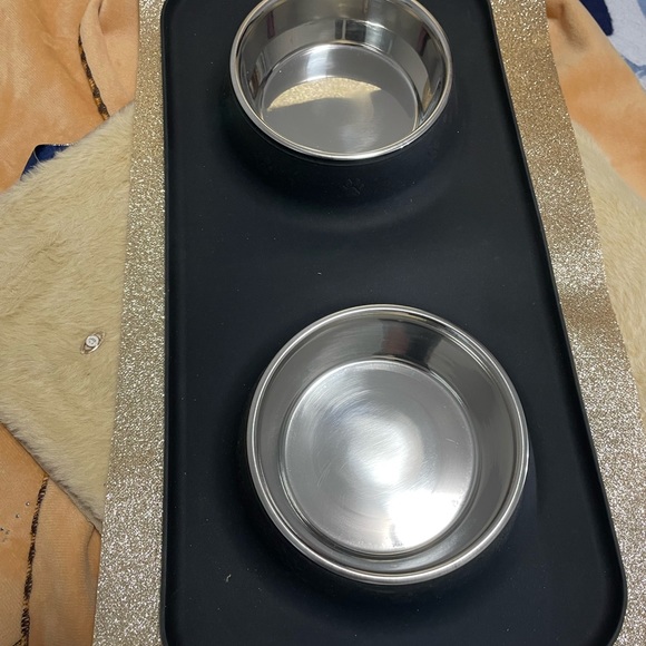 All Kinds of Pet Feeders - Picture 9 of 15